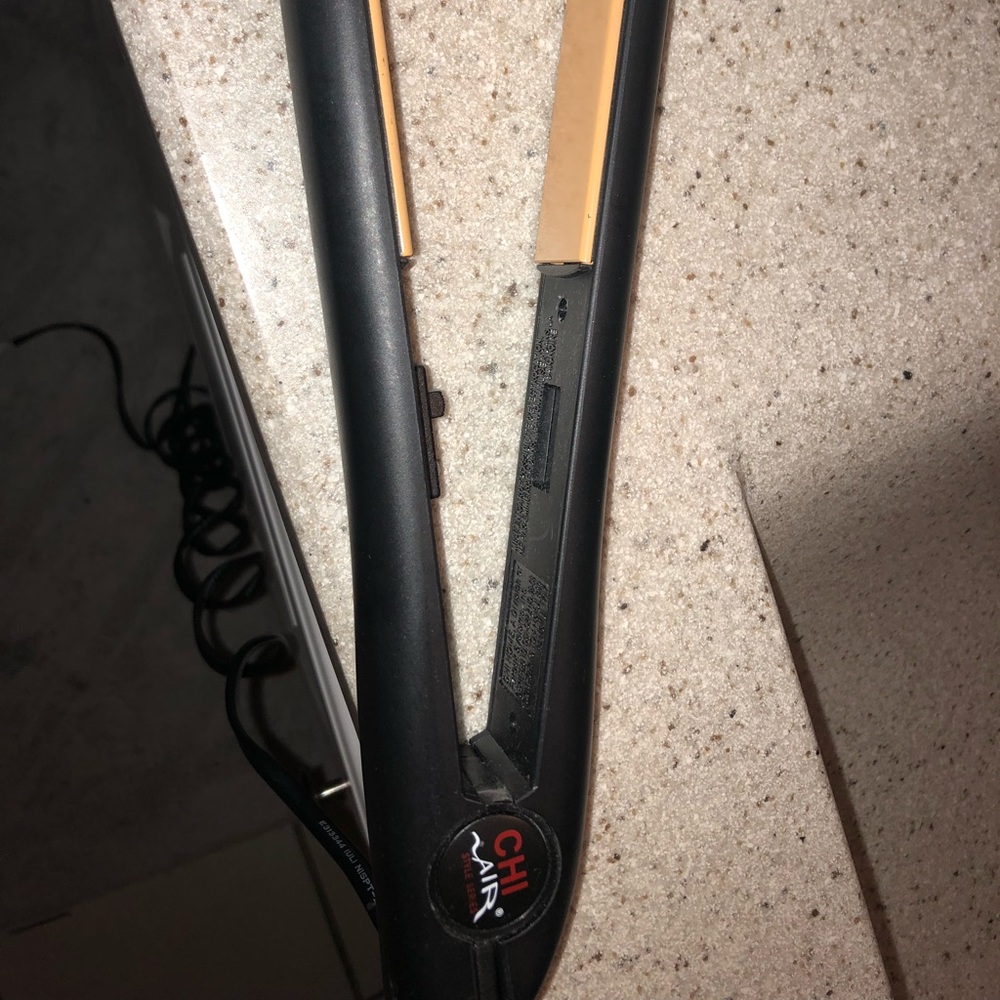 Chi Air ceramic flat iron 1 inch